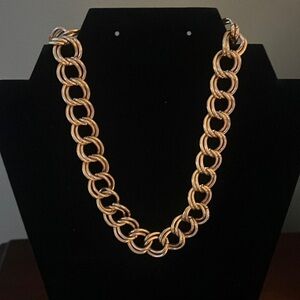 Elegant Gold Chain Necklace